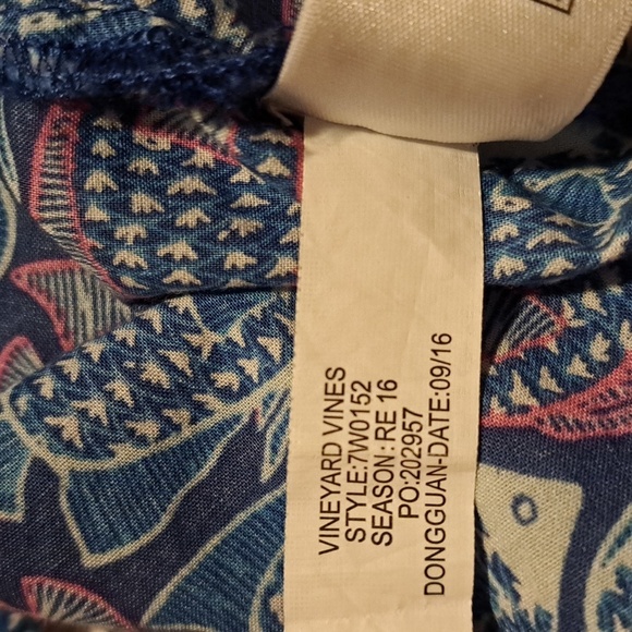 Vineyard Vines tropical fish vacation girls size Small or 7-8 tunic, EUC - Picture 6 of 6